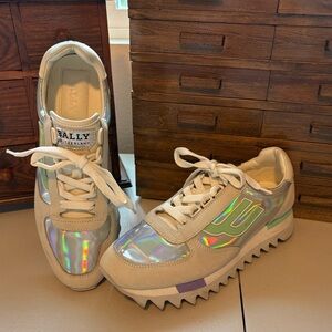 Bally iridescent Galaxy GAVINIA-M-SHARK Women Sneakers size 8.5